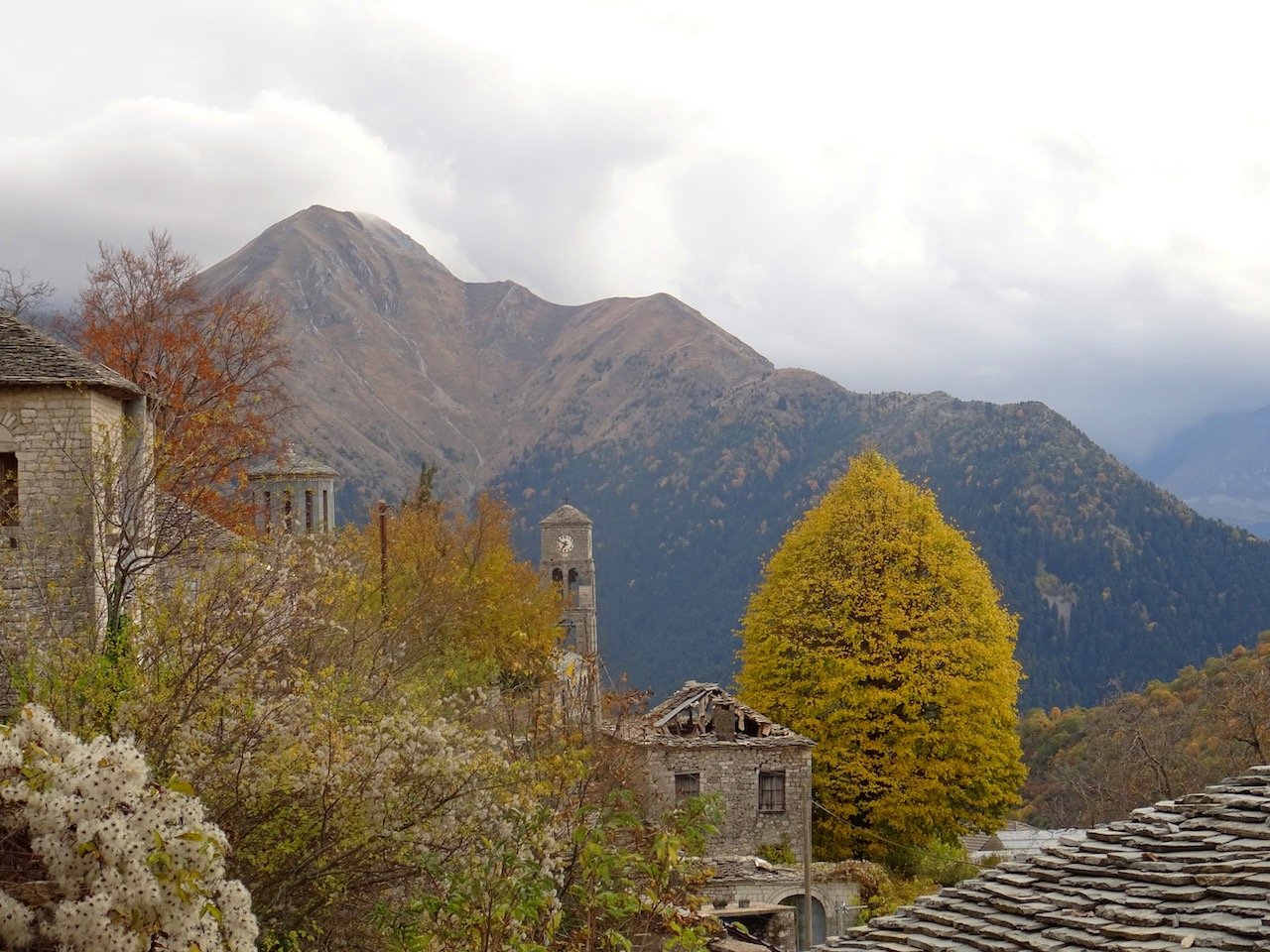 Paths stitching at Peristeri mt / Matsouki - Vyliza`s monastery - Kalarrytes - Valtoneri 