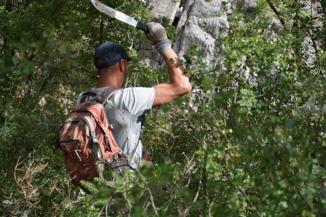 Σύνθεση & συντήρηση δασικού μονοπατιού μήκους 28χλμ / Νότια Ευρυτανία, Ρούμελη