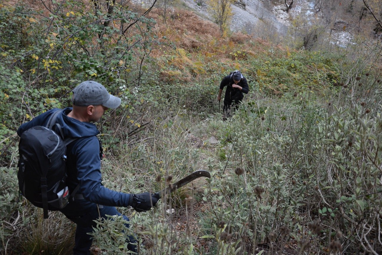 Καθαρισμός & σήμανση ενιαίου τμήματος μονοπατιού 14 χιλιομέτρων / Επινιανά - Δυτικά Άγραφα