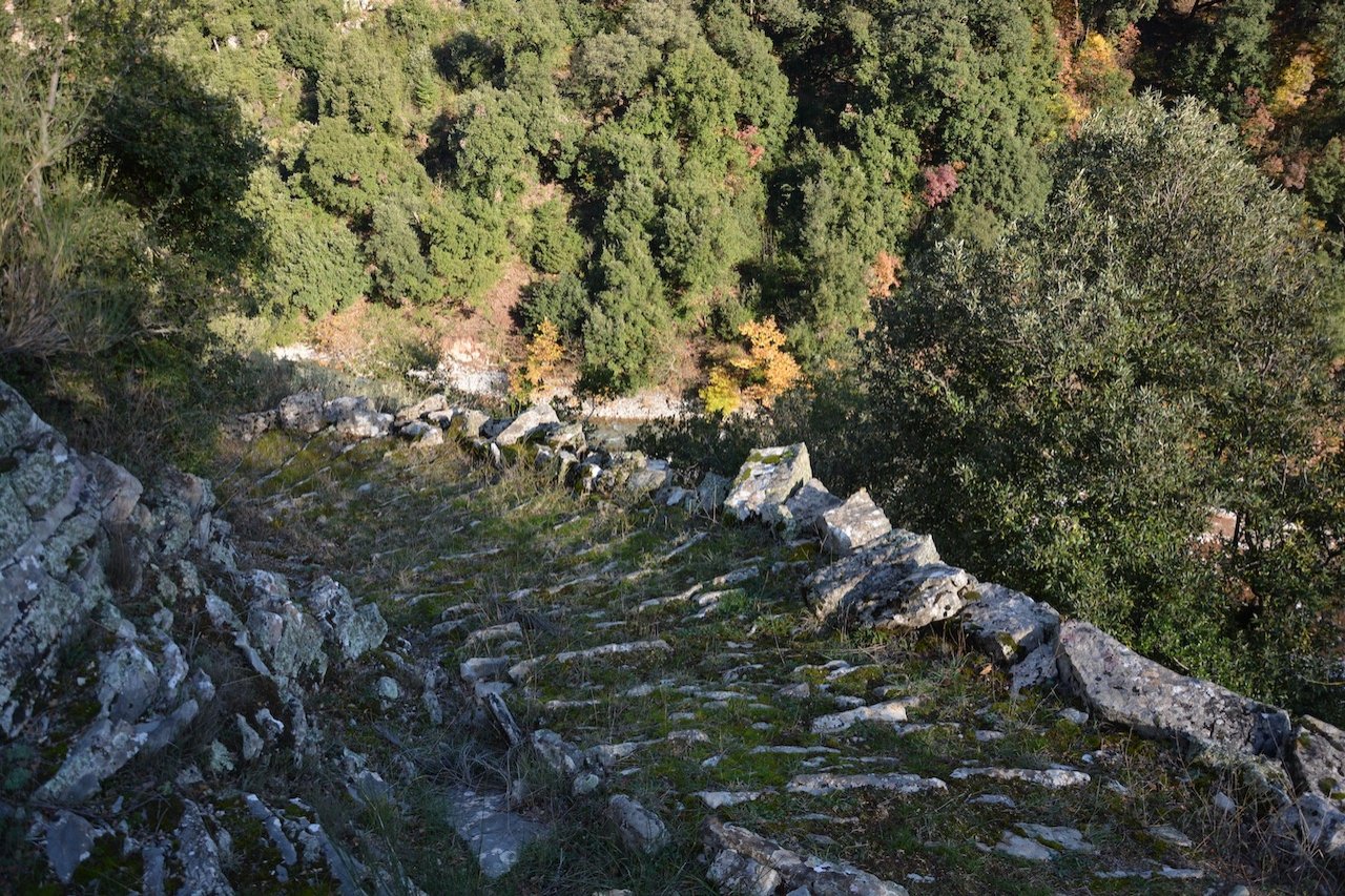 Western Agrafa, / Agrafiotis river (Karvasaras) - Epiniana - Asprorema 14km / Central Pindos