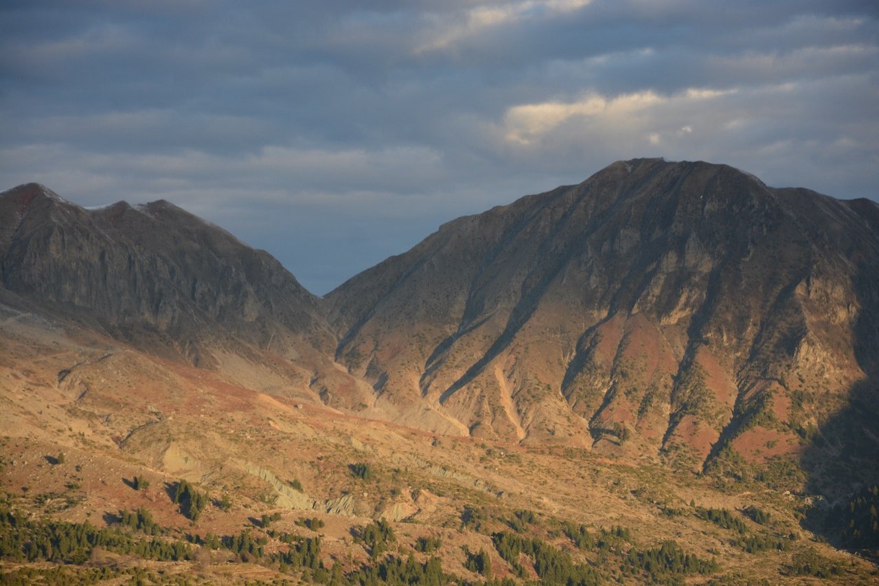 Tzoumerka mt / Stavros Hut - Xerakas - Skarpari (Acheloos river)