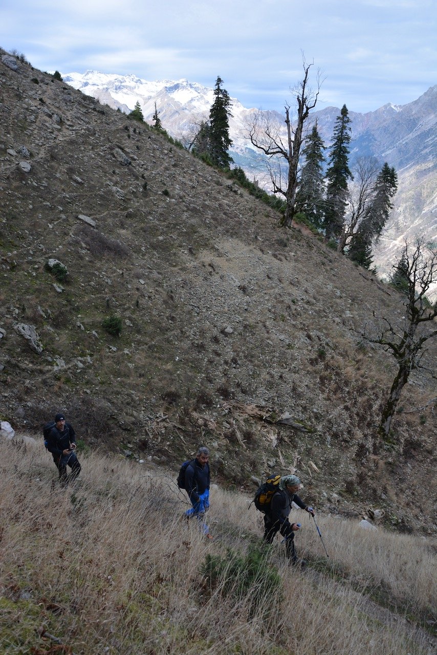 Tzoumerka mt / Stavros Hut - Xerakas - Skarpari (Acheloos river)