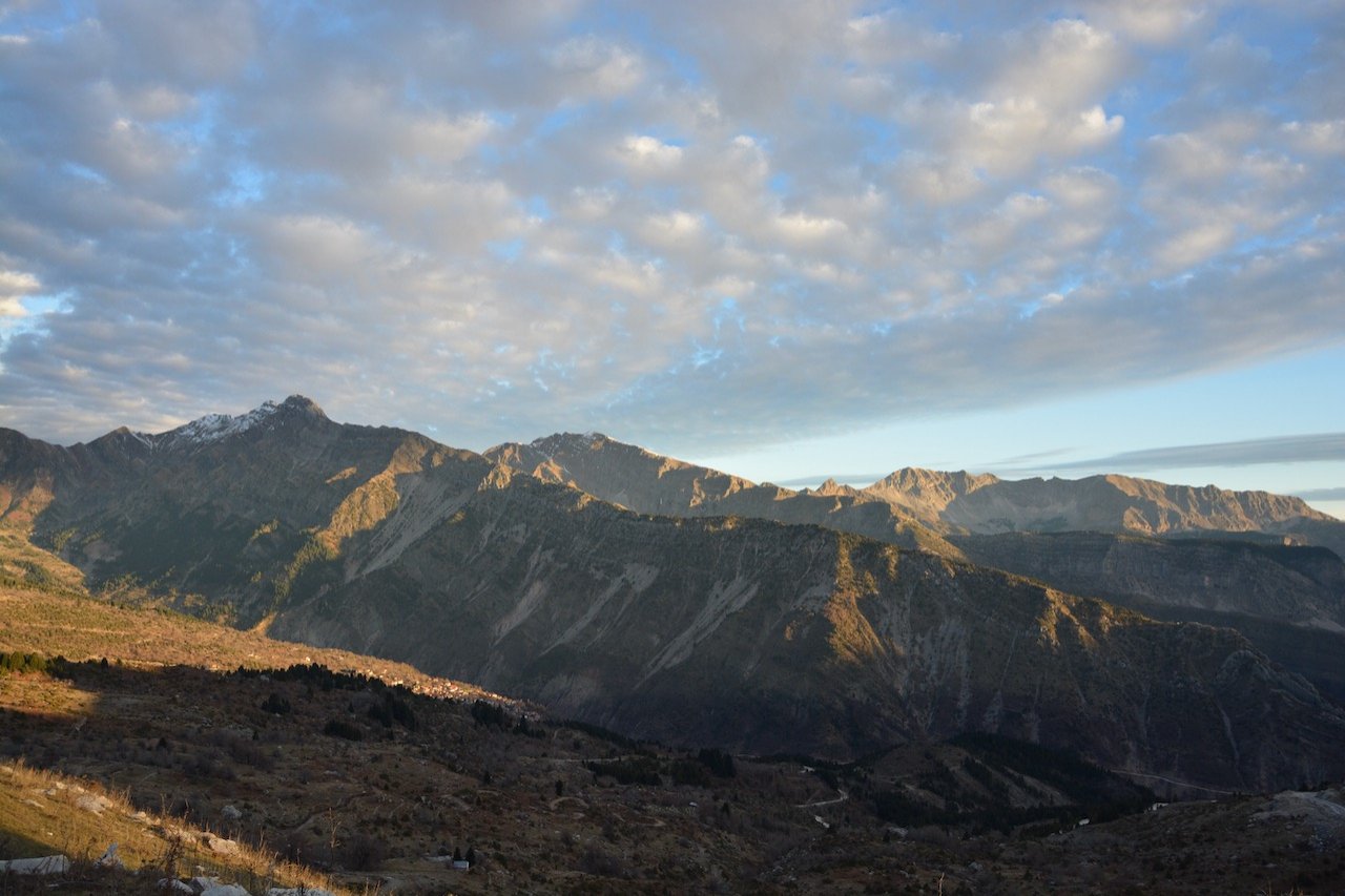 Tzoumerka mt / Stavros Hut - Xerakas - Skarpari (Acheloos river)