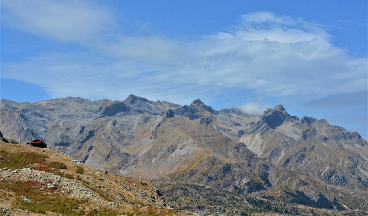 Southern Tzoumerka / Stavros Hut - Theodoriana - Souda waterfalls 