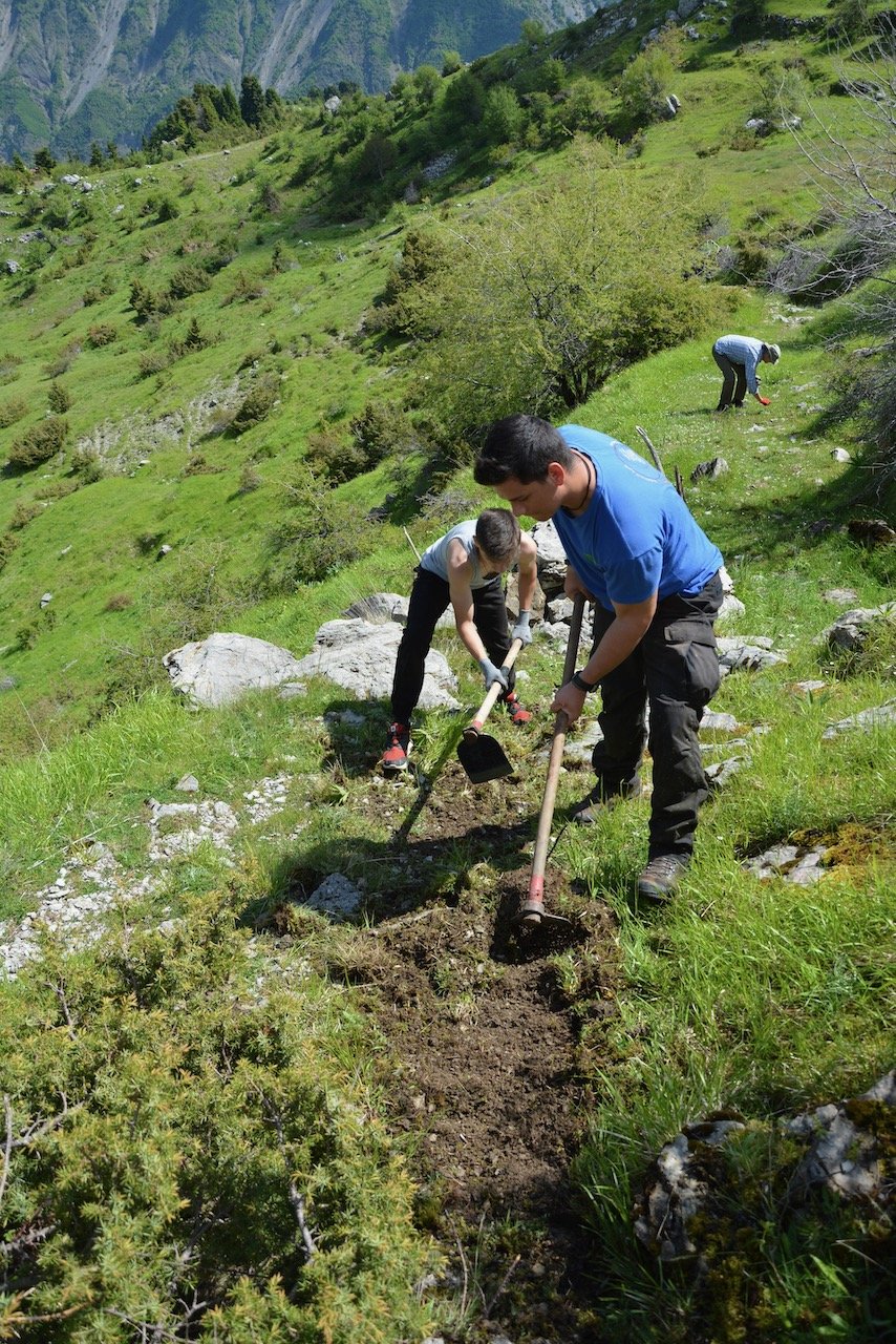 Southern Tzoumerka / Stavros Hut - Theodoriana - Souda waterfalls 