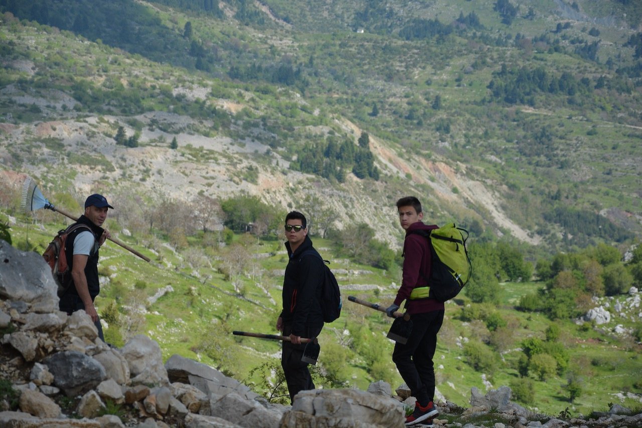 Southern Tzoumerka / Stavros Hut - Theodoriana - Souda waterfalls 