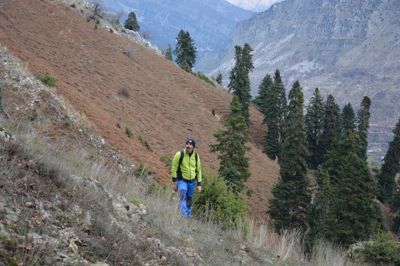 Tzoumerka mt / Stavros Hut - Xerakas - Skarpari (Acheloos river)