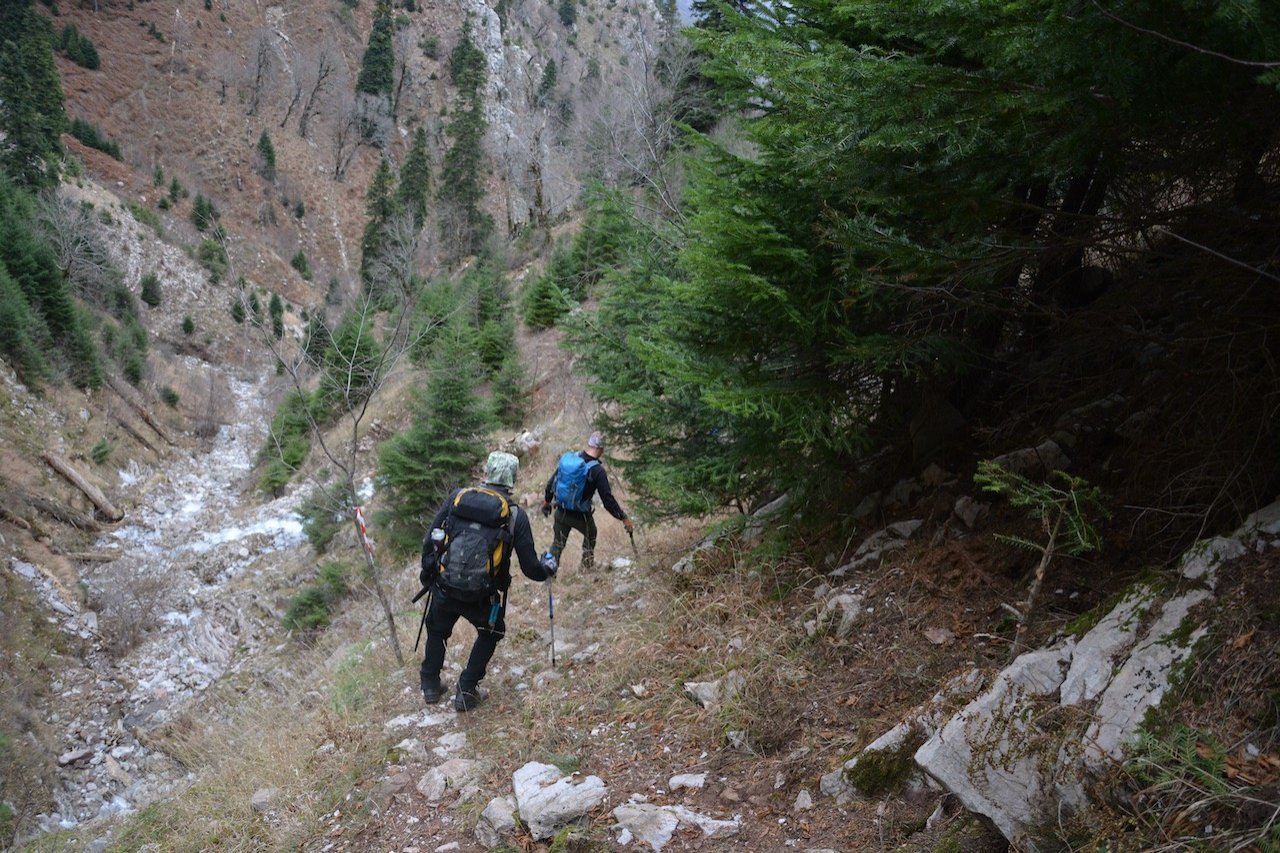 Tzoumerka mt / Stavros Hut - Xerakas - Skarpari (Acheloos river)