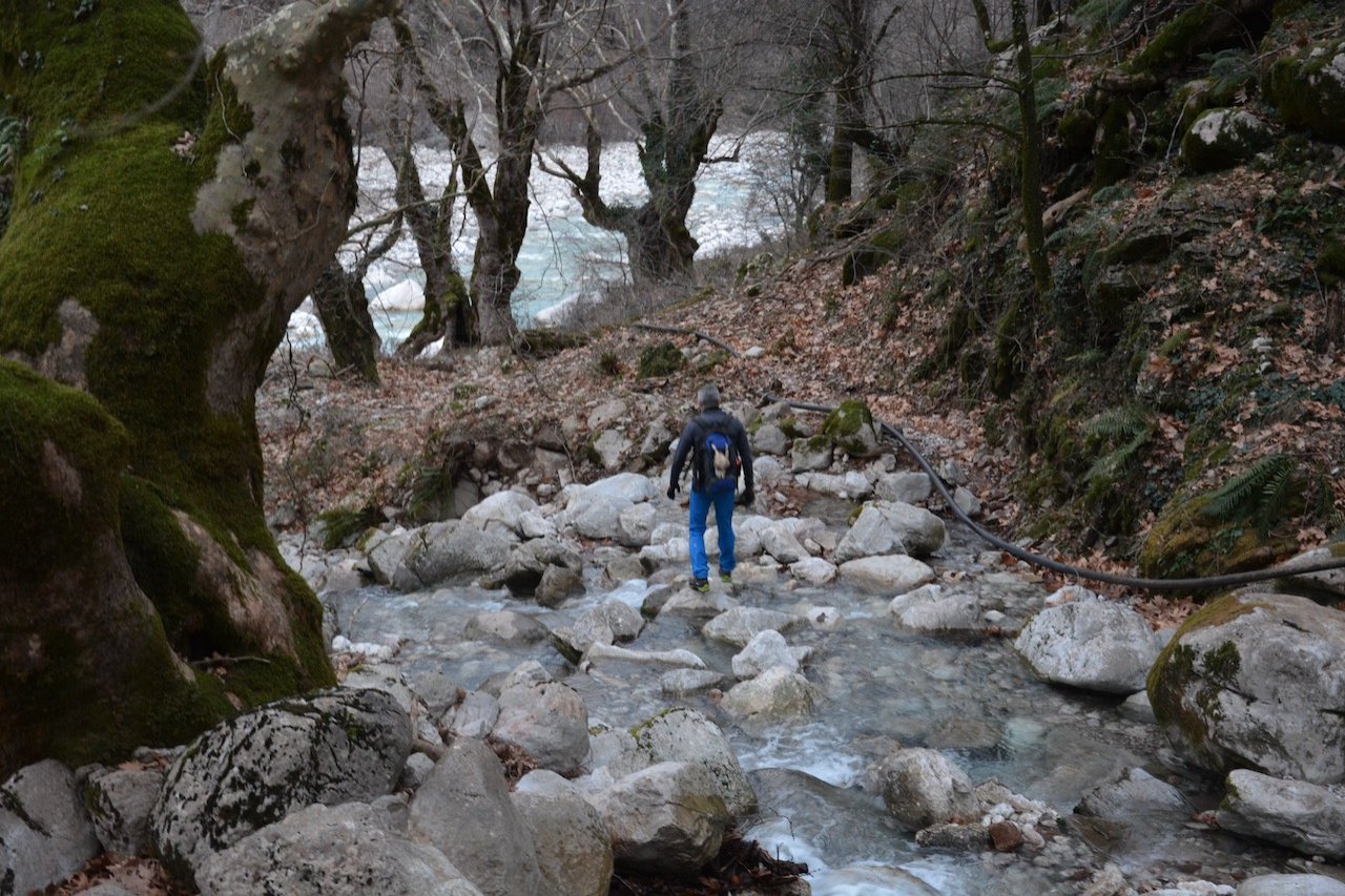 Tzoumerka mt / Stavros Hut - Xerakas - Skarpari (Acheloos river)