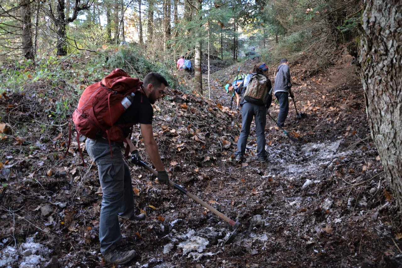 Evrytania, Domnista / 2 day volunteering program / path maintenance