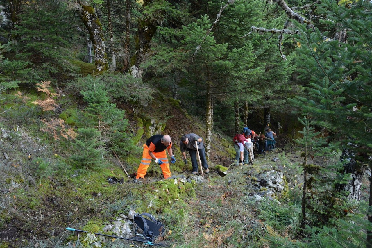 Evrytania, Domnista / 2 day volunteering program / path maintenance