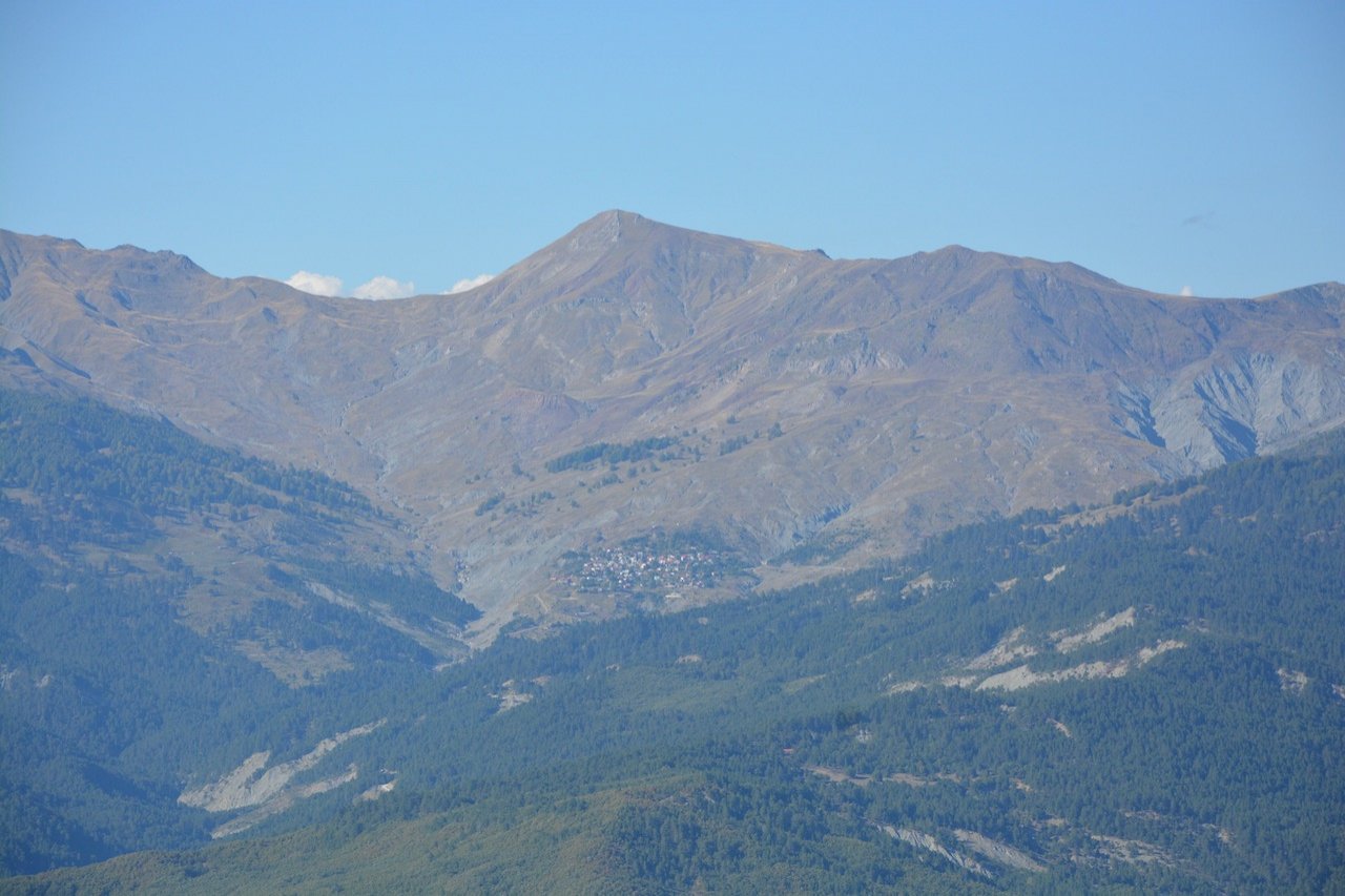 Locating the Pindus Trail paths stitching / Mt. Ochiro to Mt. Gramos / North Pindos Section