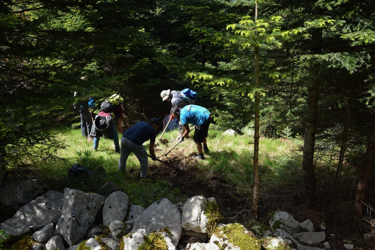 Southern Tzoumerka / Stavros Hut - Theodoriana - Souda waterfalls 