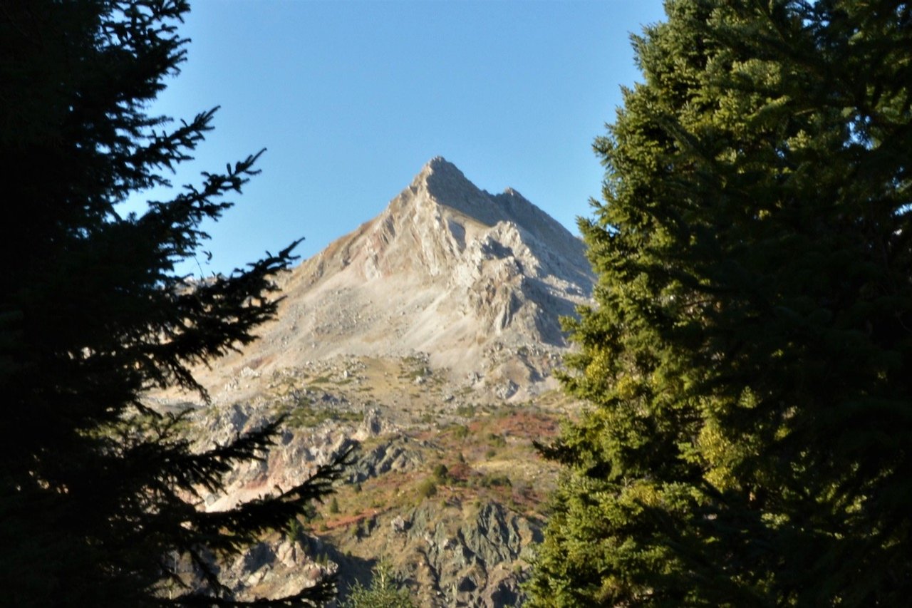 Southern Tzoumerka / Stavros Hut - Theodoriana - Souda waterfalls 