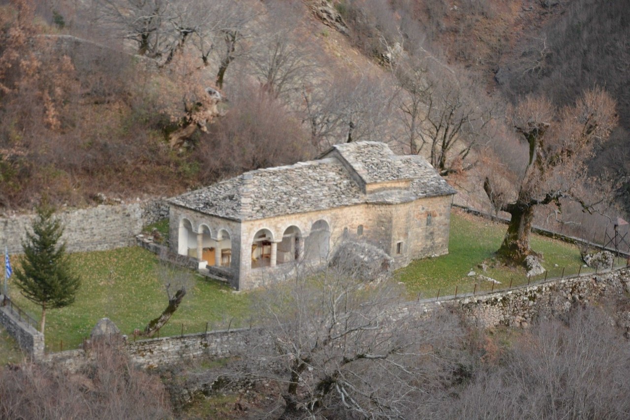 Οδοιπορικό στην οροσειρά της Πίνδου / Ενημέρωση επιχειρήσεων τουρισμού, συλλόγων & ΟΤΑ στον άξονα του Pindus Trail