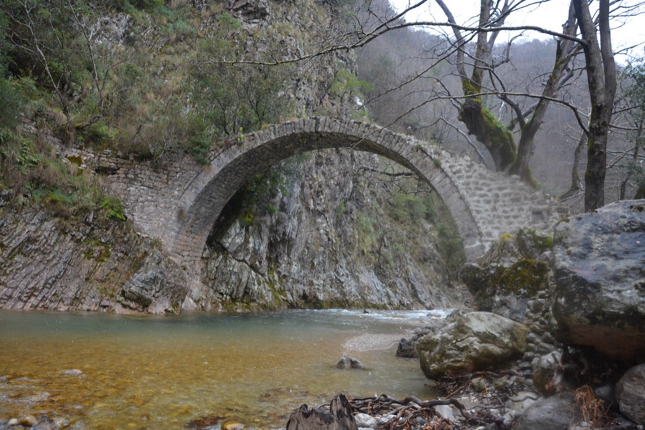Σύνθεση μονοπατιών > Καλή Κώμη - Γέφυρα Κορακονησίου (στην εκβολή του Αρέντα ποταμού στον Αχελώο)