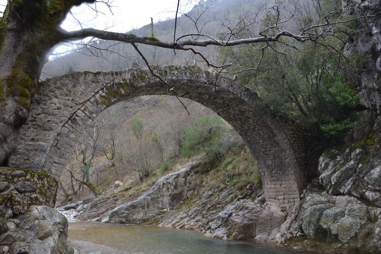 North Agrafa, Argithea / Locating the old path / Kali Komi to Korakonisi stone bridge 