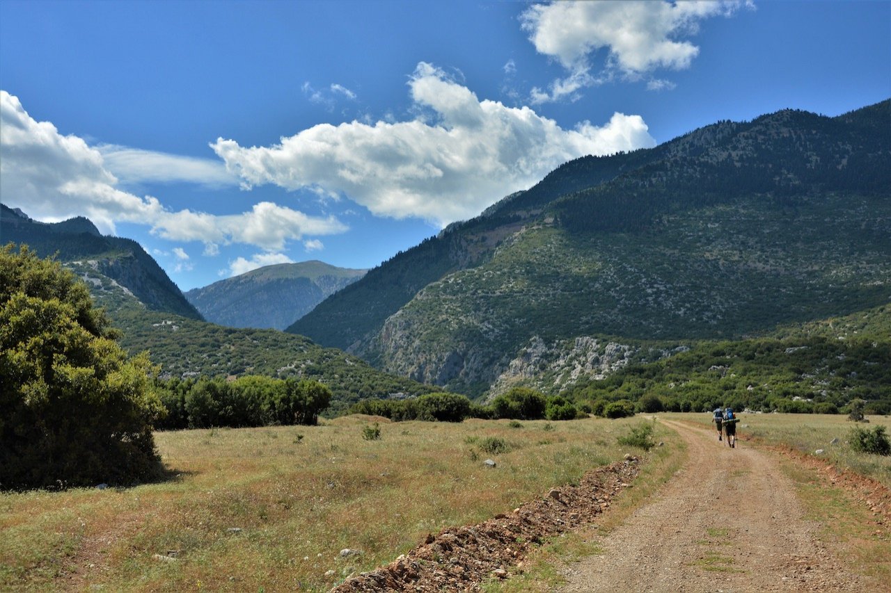 Εντοπισμός & καταγραφή της ενιαίας διαδρομής διάσχισης, Άμφισσα - Βίνιανη - Γκιώνα - Συκιά