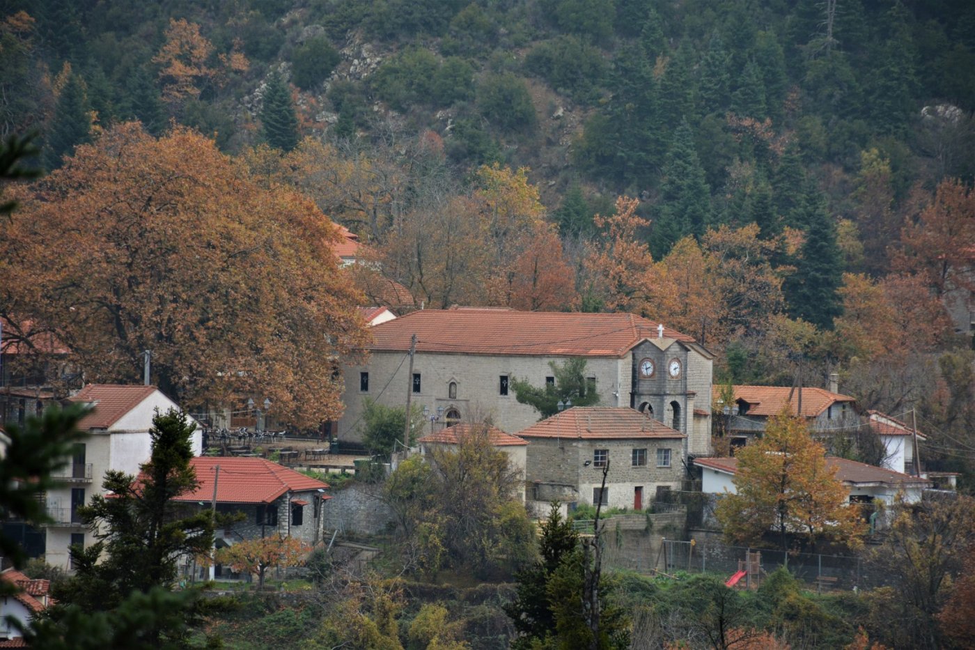 Το Φθινόπωρο στην Πίνδο 