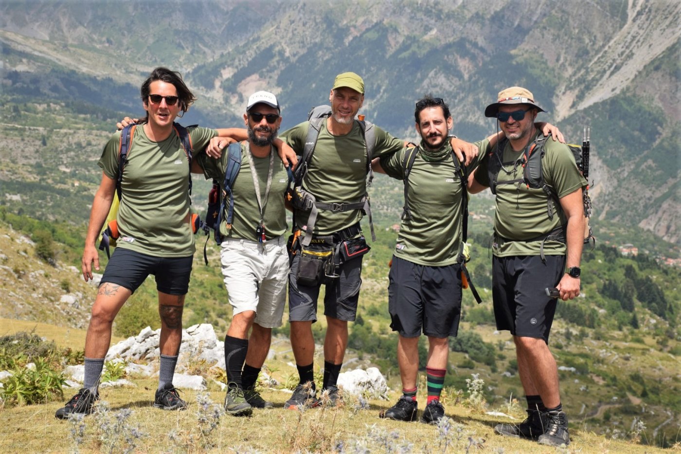 Pindus Trail - New entry > 18km from Chatzi to Tzoumerka mt / Acheloos - Stavros hut - Theodoriana - Afti pass