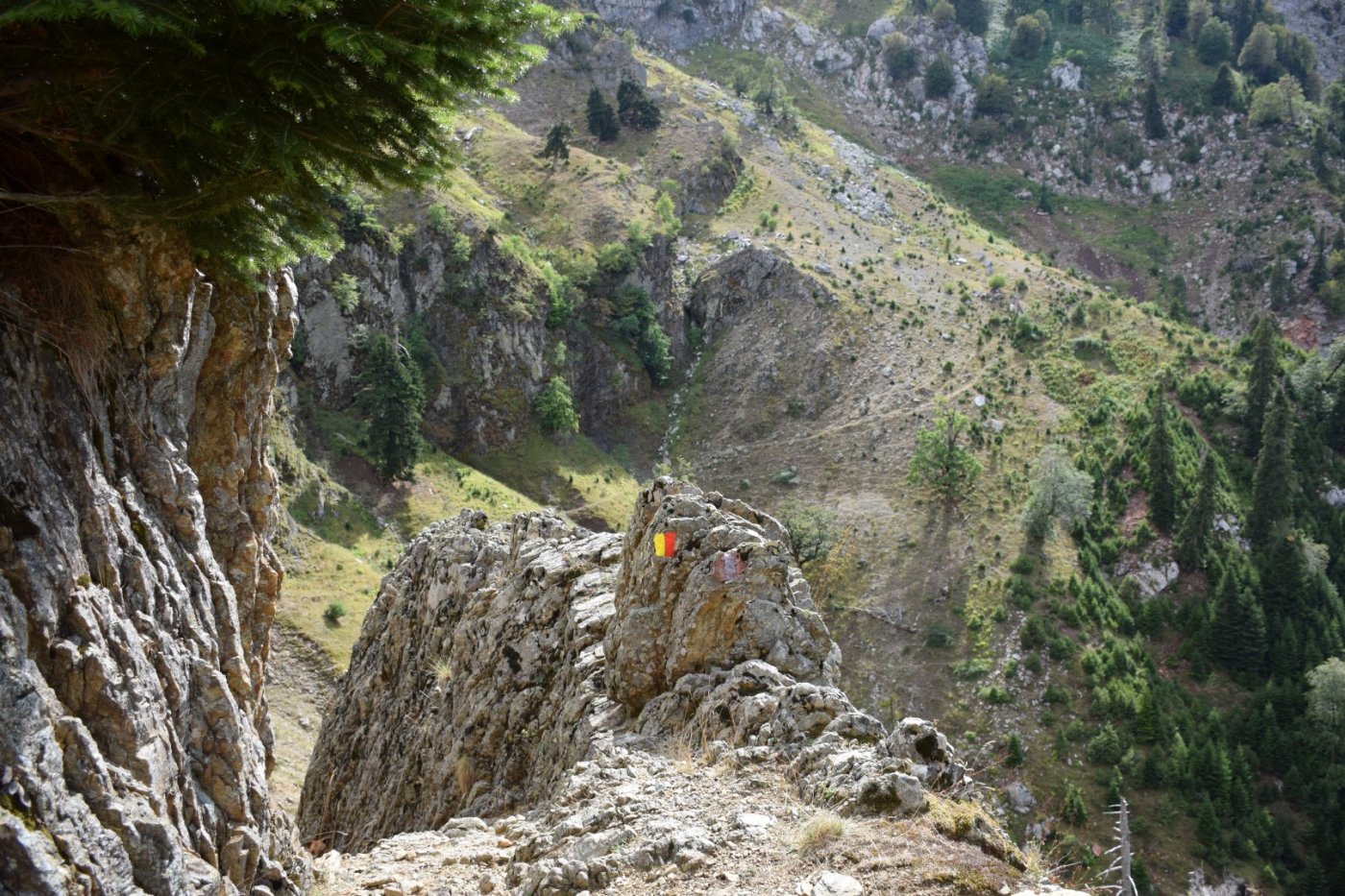 Pindus Trail - New entry > 18km from Chatzi to Tzoumerka mt / Acheloos - Stavros hut - Theodoriana - Afti pass