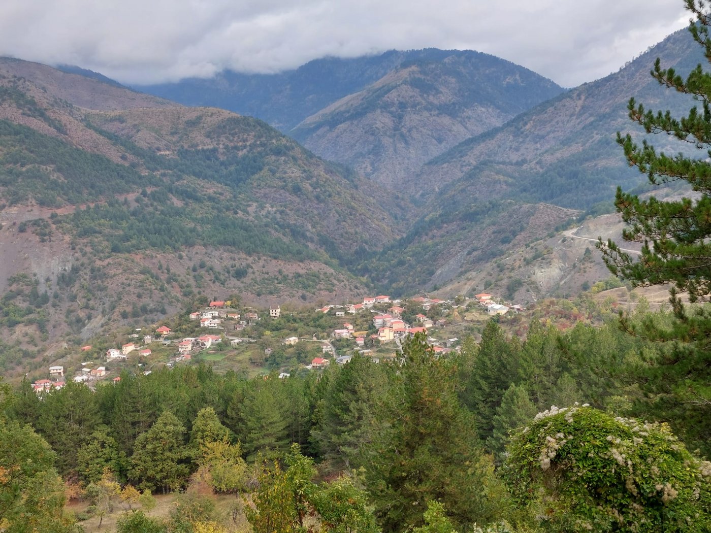 Maintenance on Pindus trail segments / North Pindus