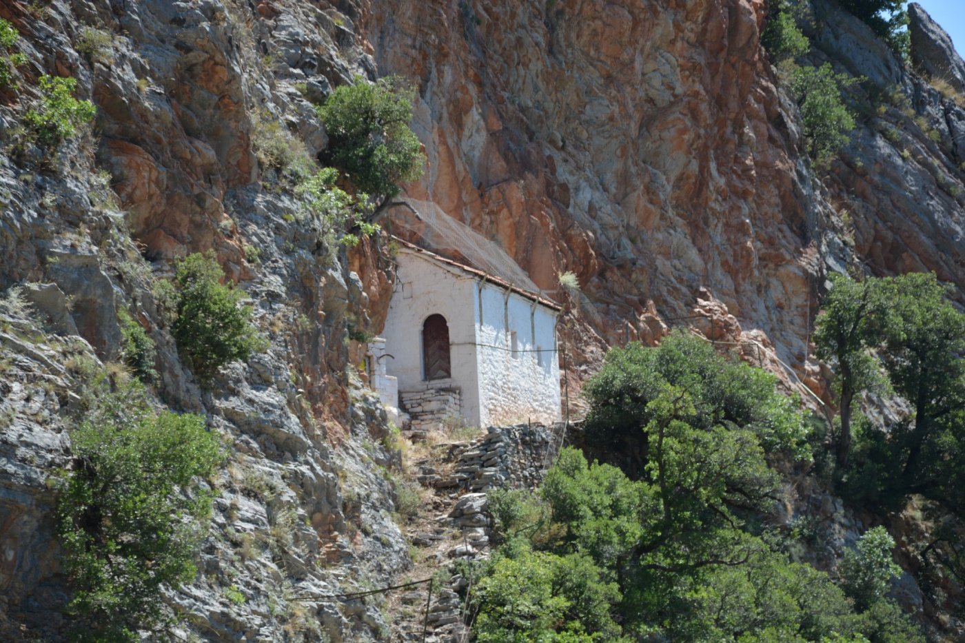 Στα λιθόχτιστα μονοπατια της Ευρυτανίας