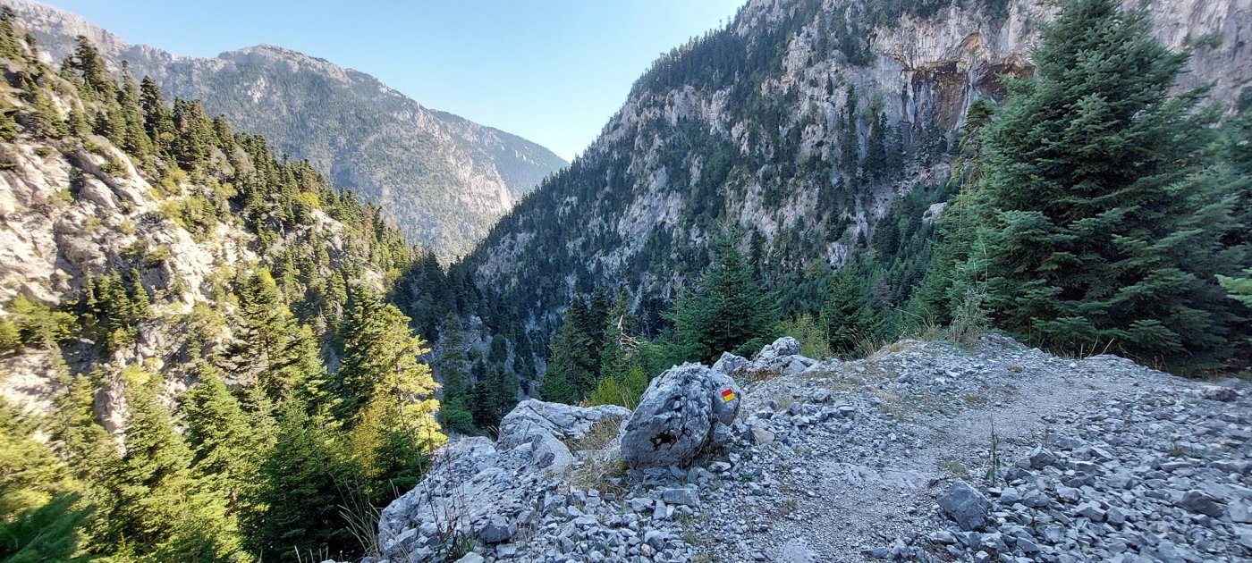 Ολοκληρώθηκε η σήμανση πορείας του Pindus Trail στη Γκιώνα