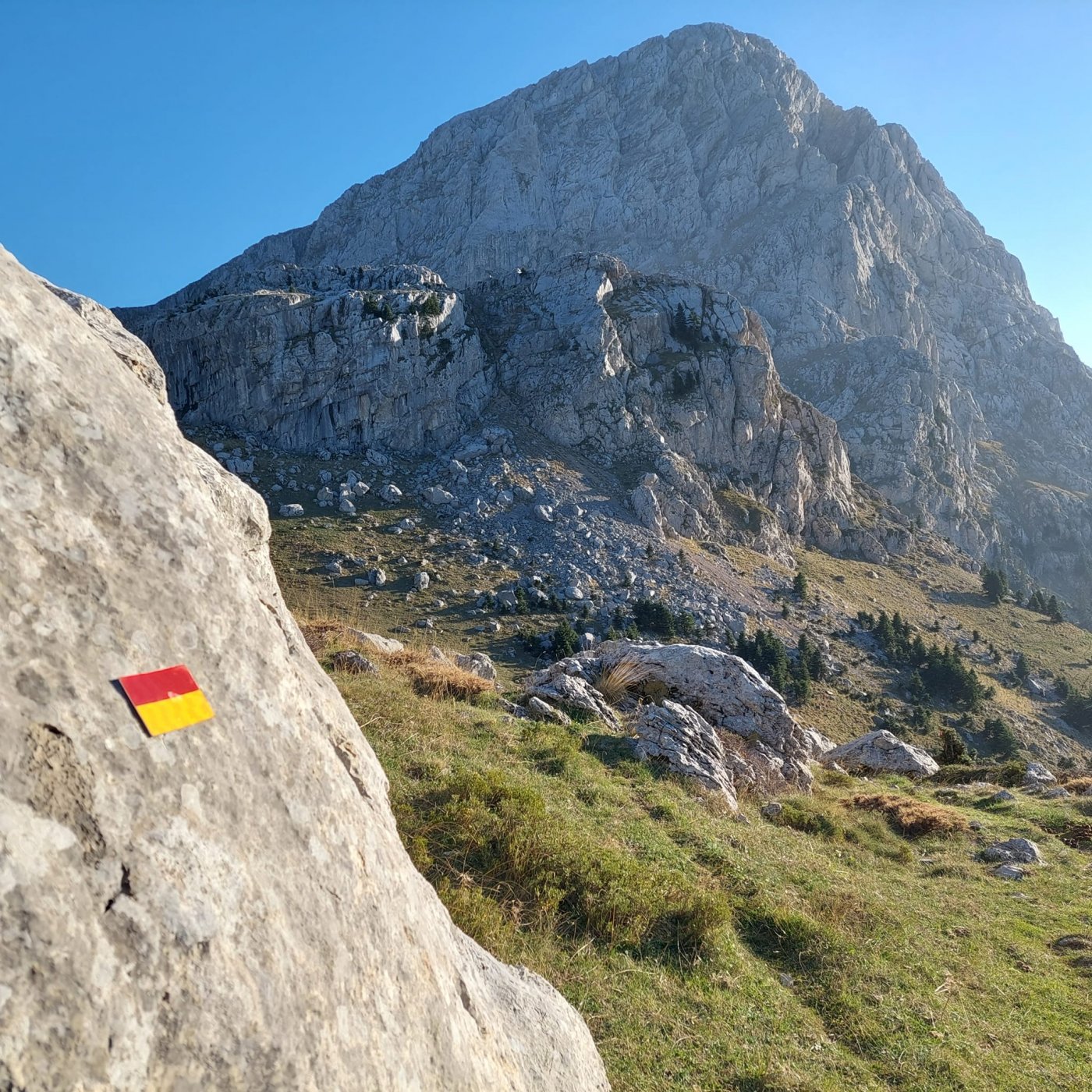 Ολοκληρώθηκε η σήμανση πορείας του Pindus Trail στη Γκιώνα