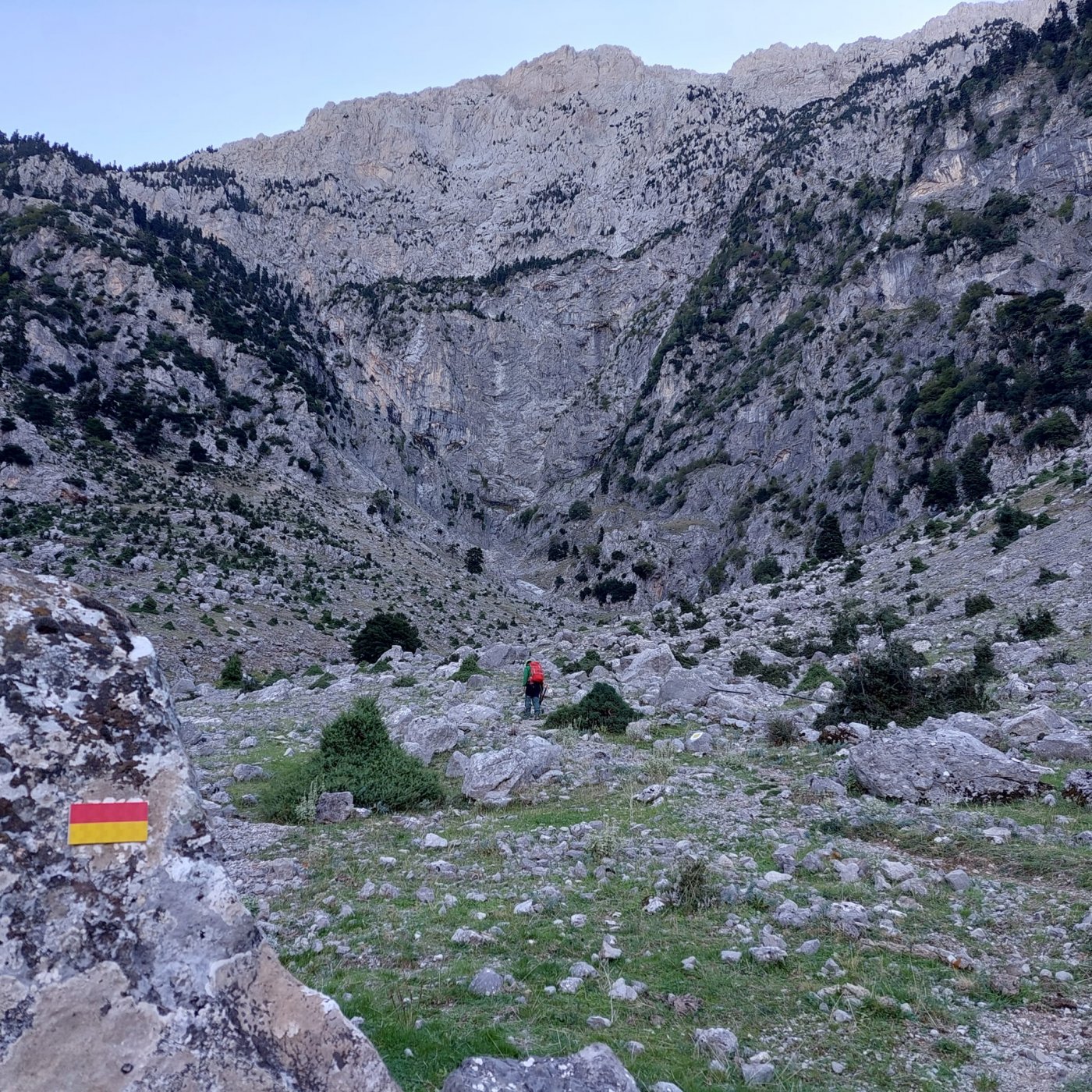 Ολοκληρώθηκε η σήμανση πορείας του Pindus Trail στη Γκιώνα