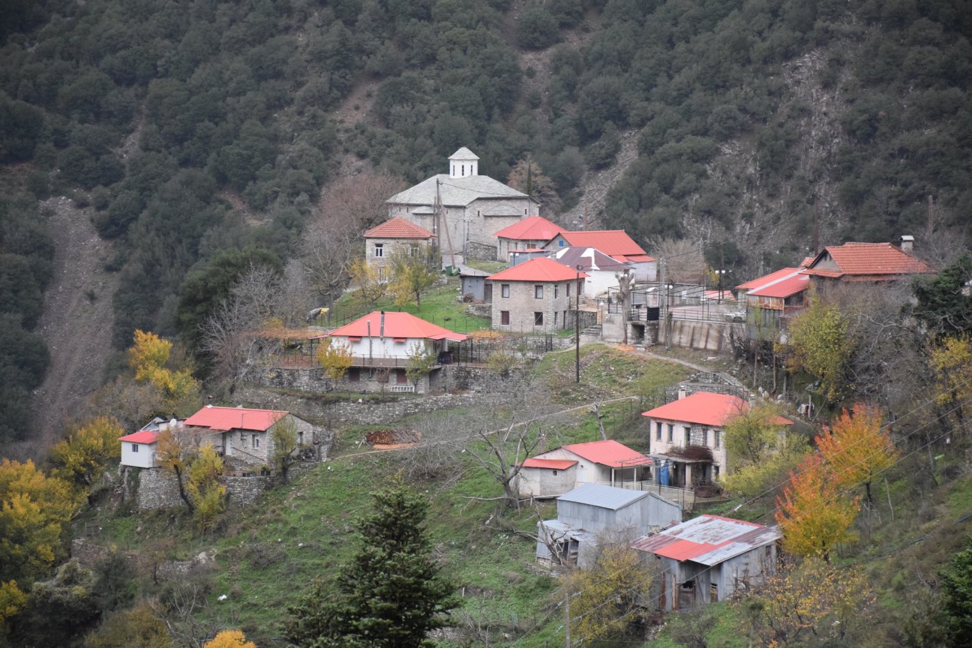 Αποτύπωση για την εκπόνηση της μελέτης και προσήμανση στο τμήμα Μάραθος - Καρβασαράς των Αγράφων.