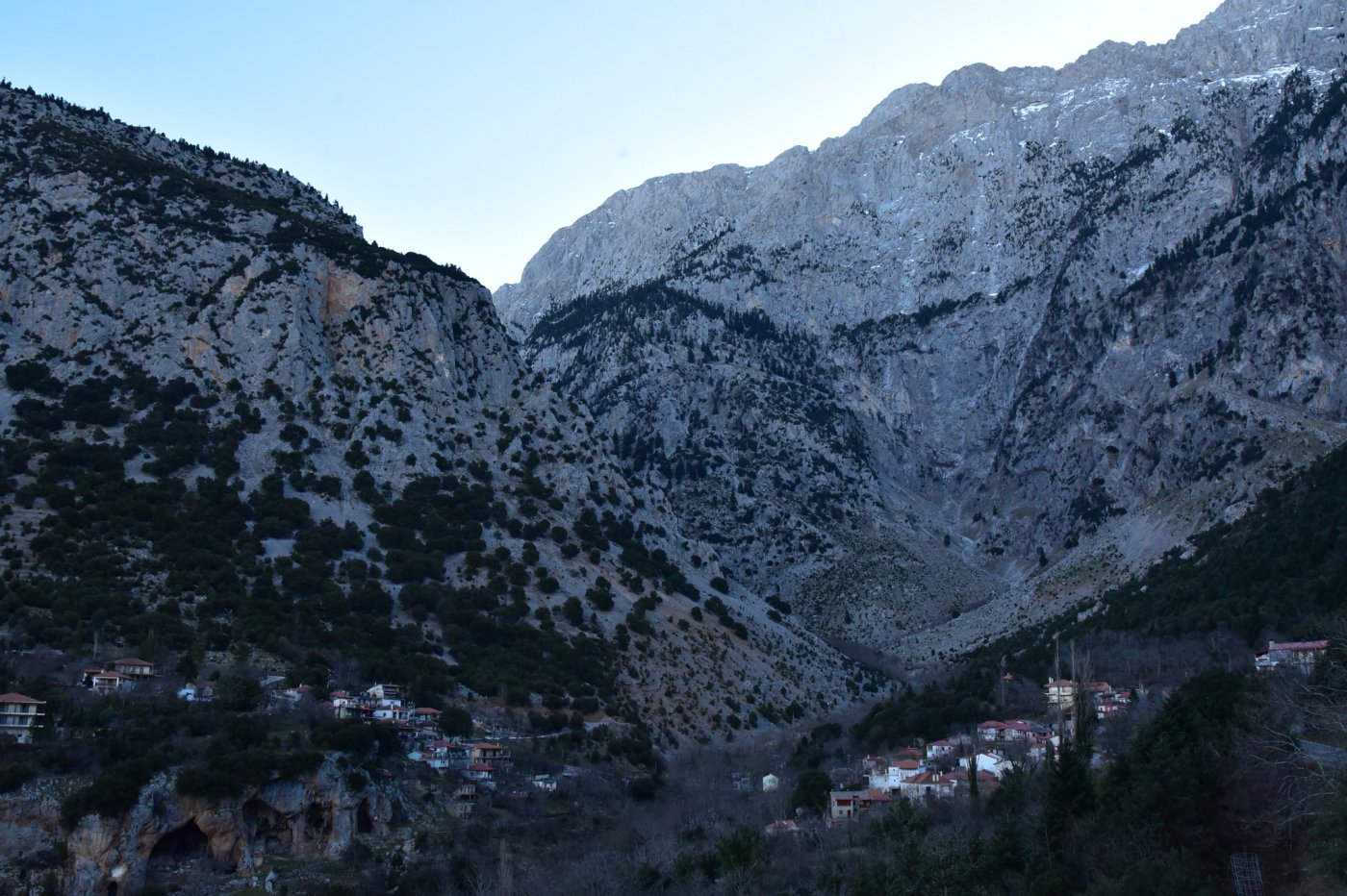 Προχώρησε η τελική σηματοδότηση πορείας του τμήματος Συκιά - Μόρνος για την σύνδεση Γκιώνας, Βαρδουσίων.